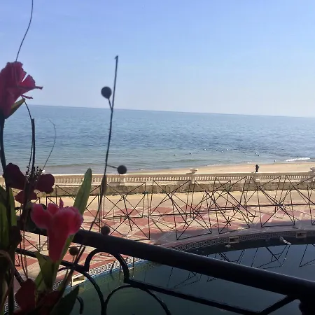 Studio Del Mar * エレニテ
